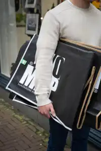 Housse de transport Biyomap en vente à l'Atelier Pièce Unique